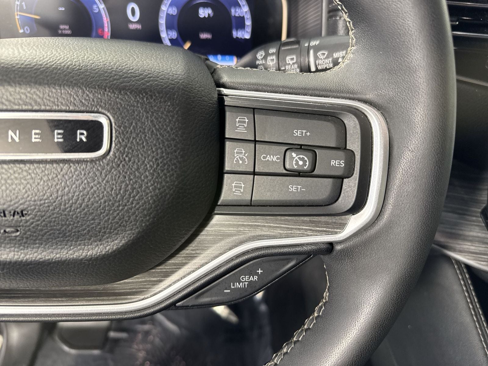 2024 Jeep Wagoneer Series II