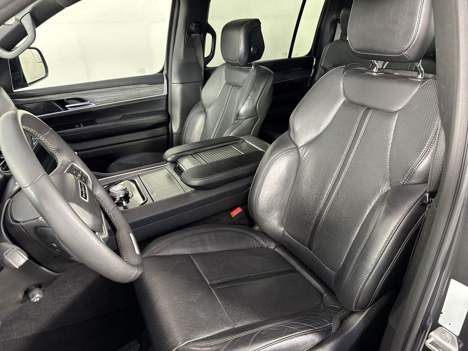 2024 Jeep Wagoneer Series II