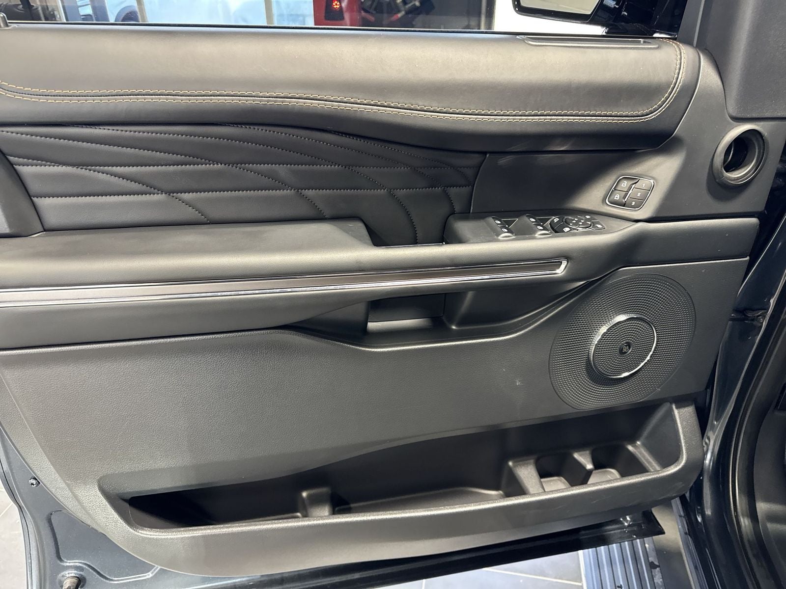 2023 Ford Expedition Max Platinum