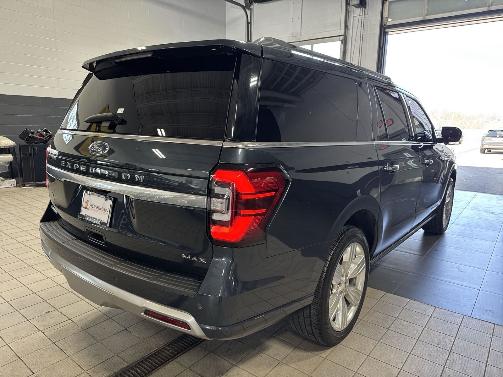 2023 Ford Expedition Max Platinum