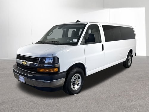 2024 Chevrolet Express 3500 LT Passenger
