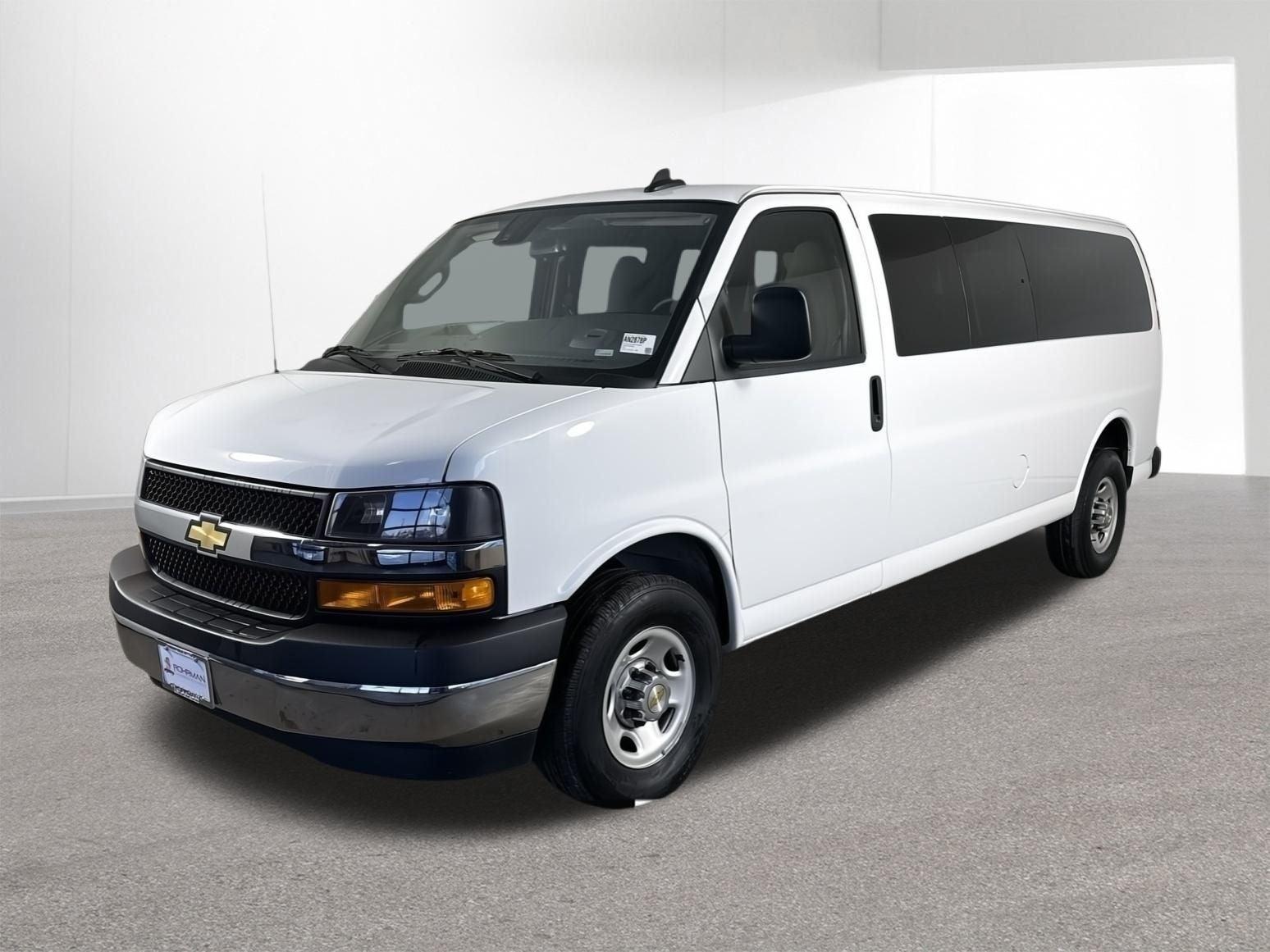 2024 Chevrolet Express 3500 LT Passenger