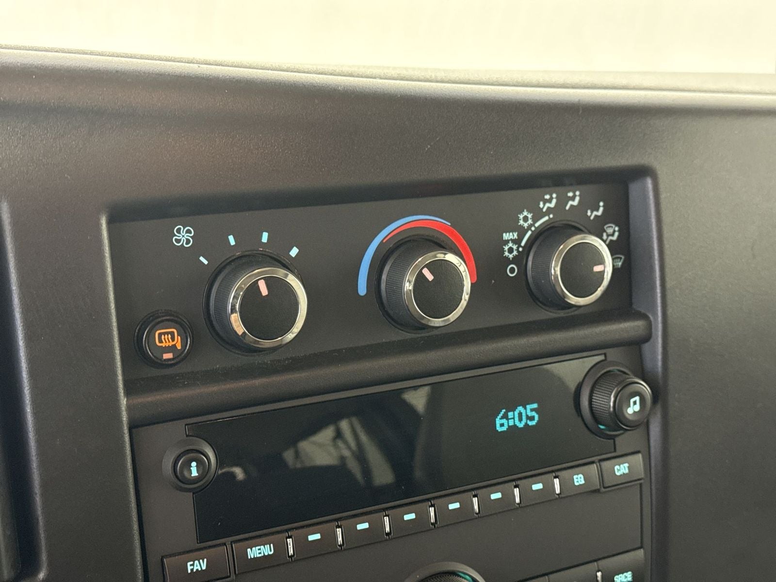 2024 Chevrolet Express 3500 LT Passenger