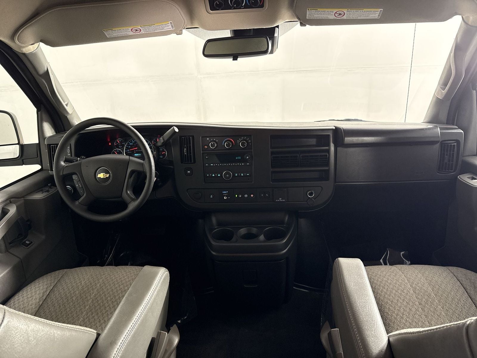 2024 Chevrolet Express 3500 LT Passenger
