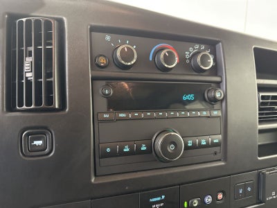 2024 Chevrolet Express 3500 LT Passenger