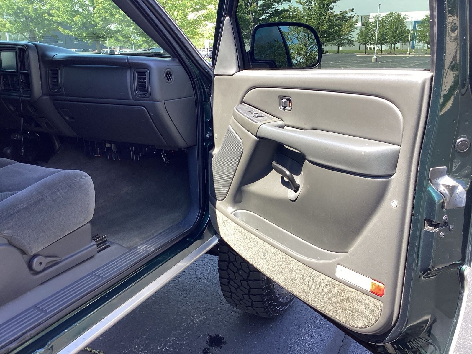 2005 Chevrolet Silverado 1500 LS