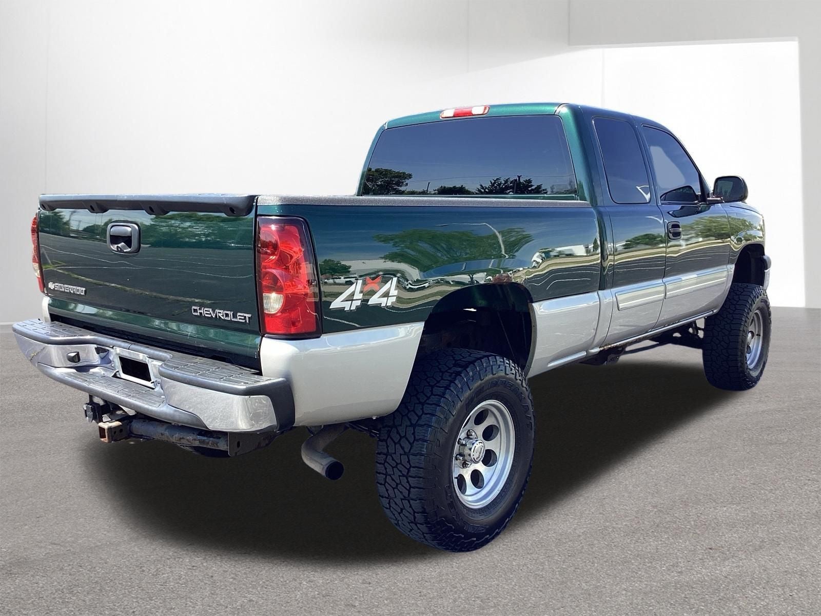 2005 Chevrolet Silverado 1500 LS