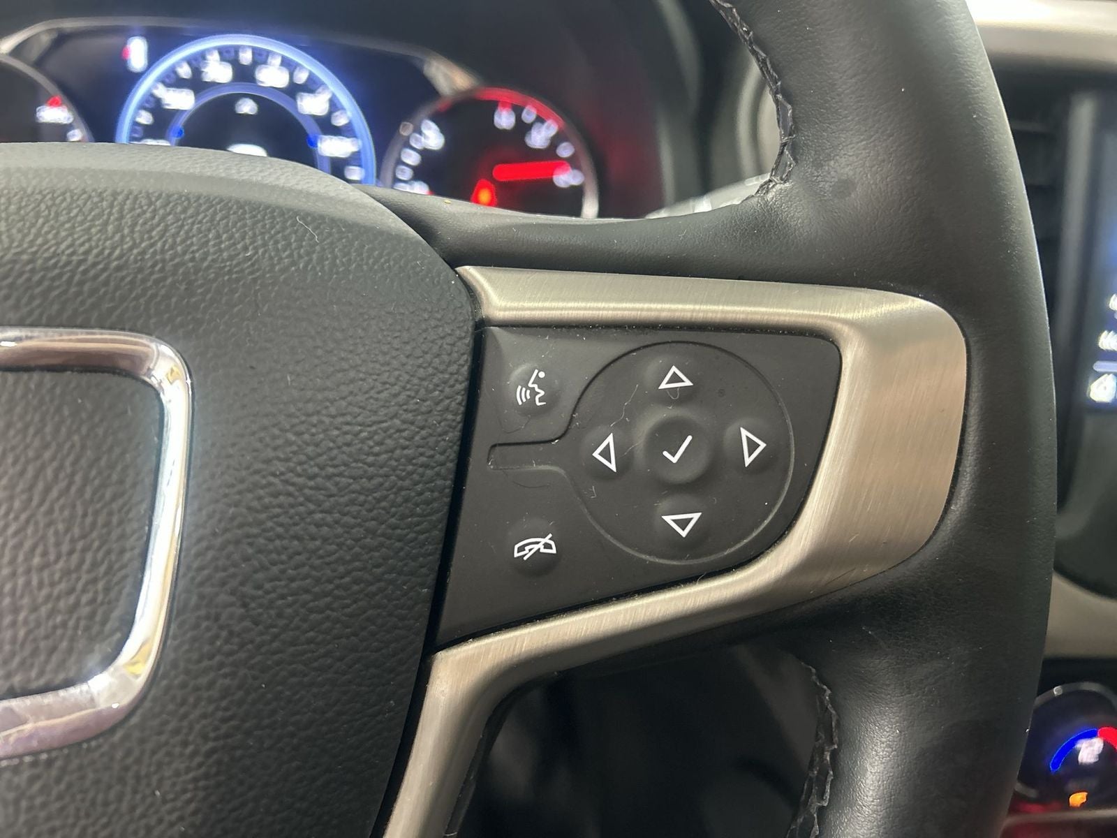 2023 GMC Acadia Denali Ultimate
