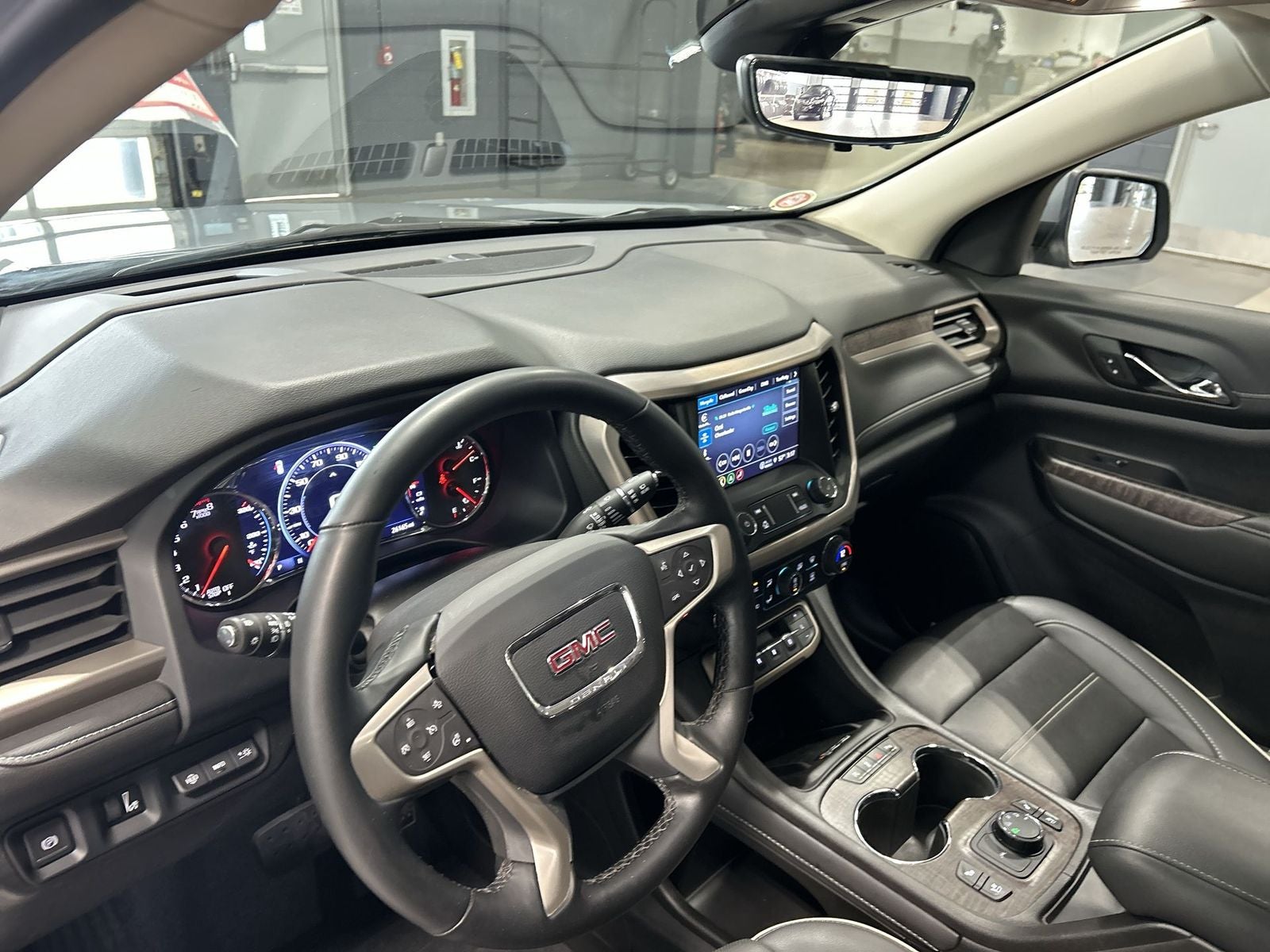 2023 GMC Acadia Denali Ultimate