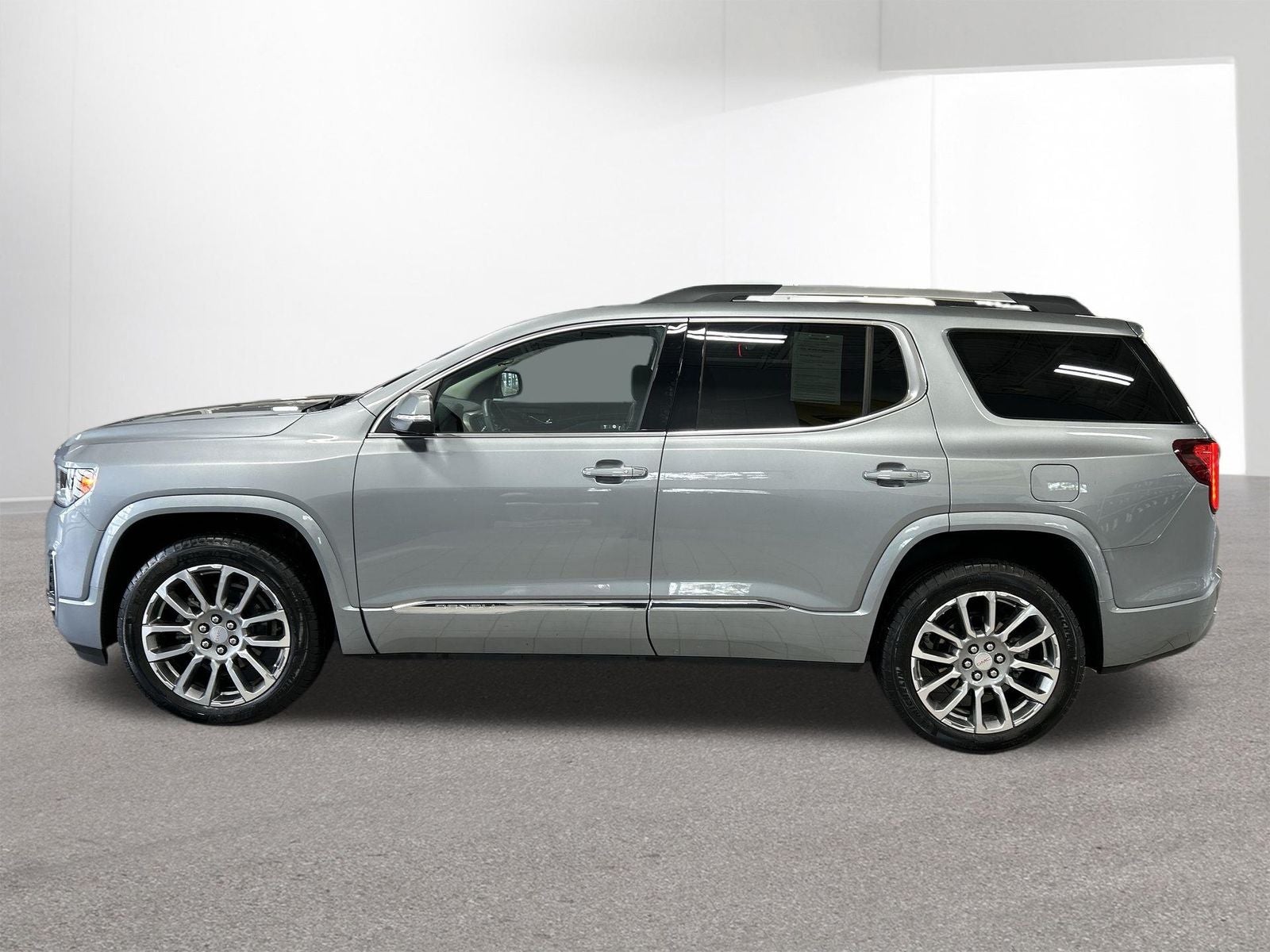 2023 GMC Acadia Denali Ultimate