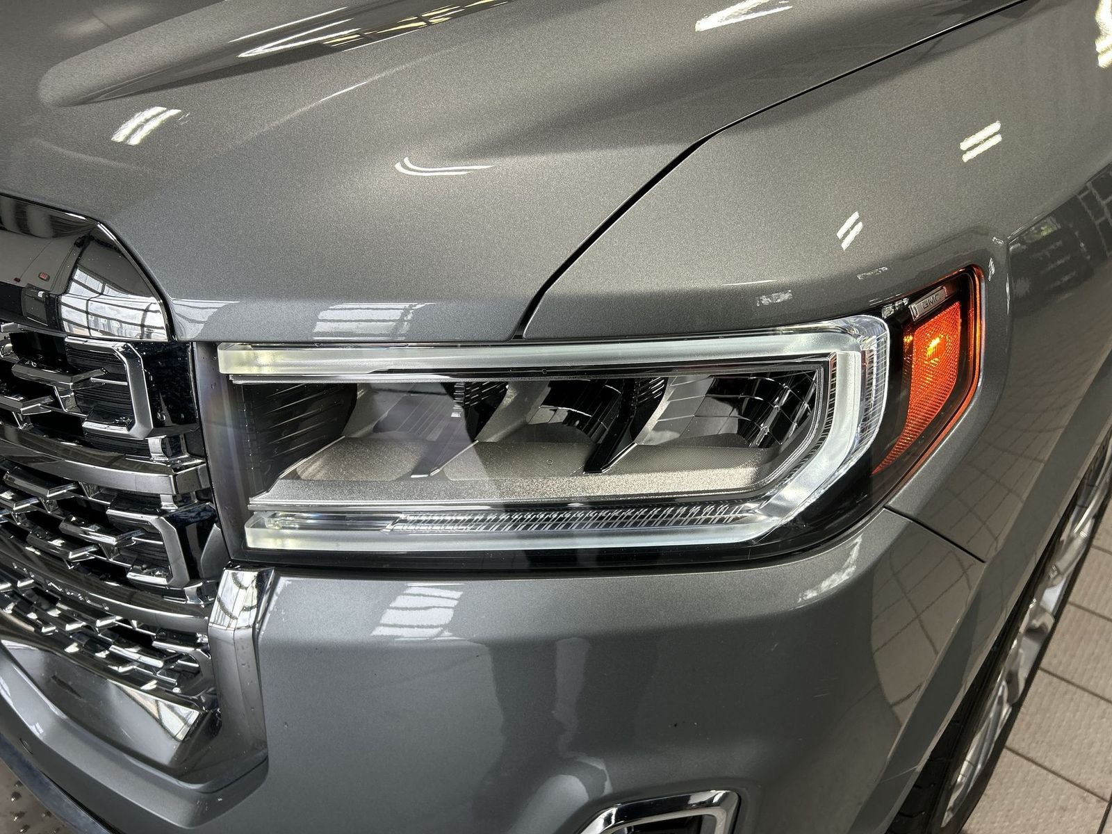 2023 GMC Acadia Denali Ultimate