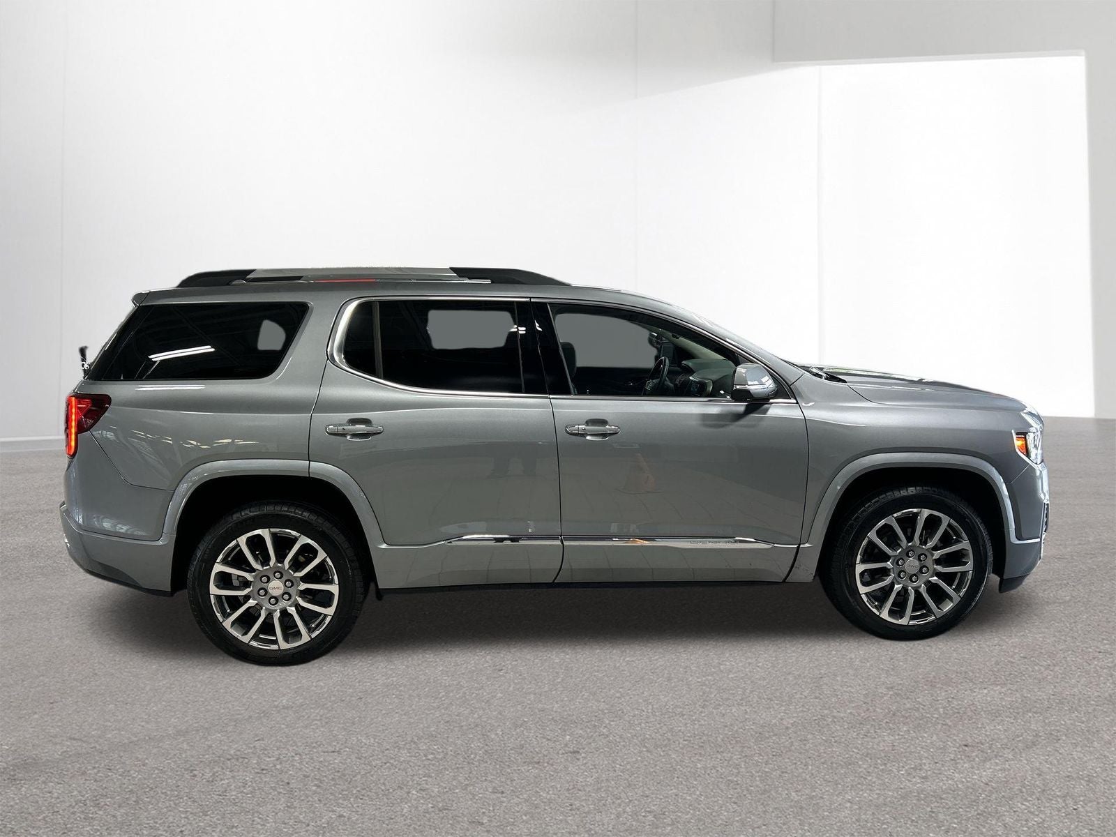 2023 GMC Acadia Denali Ultimate