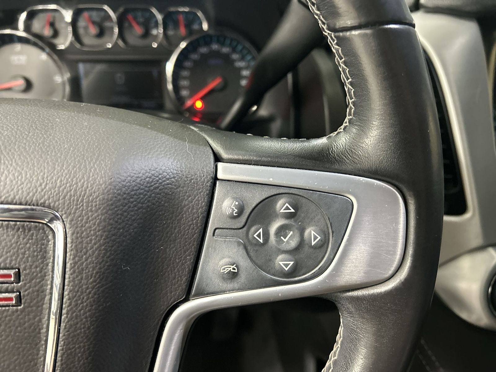 2020 GMC Yukon SLE