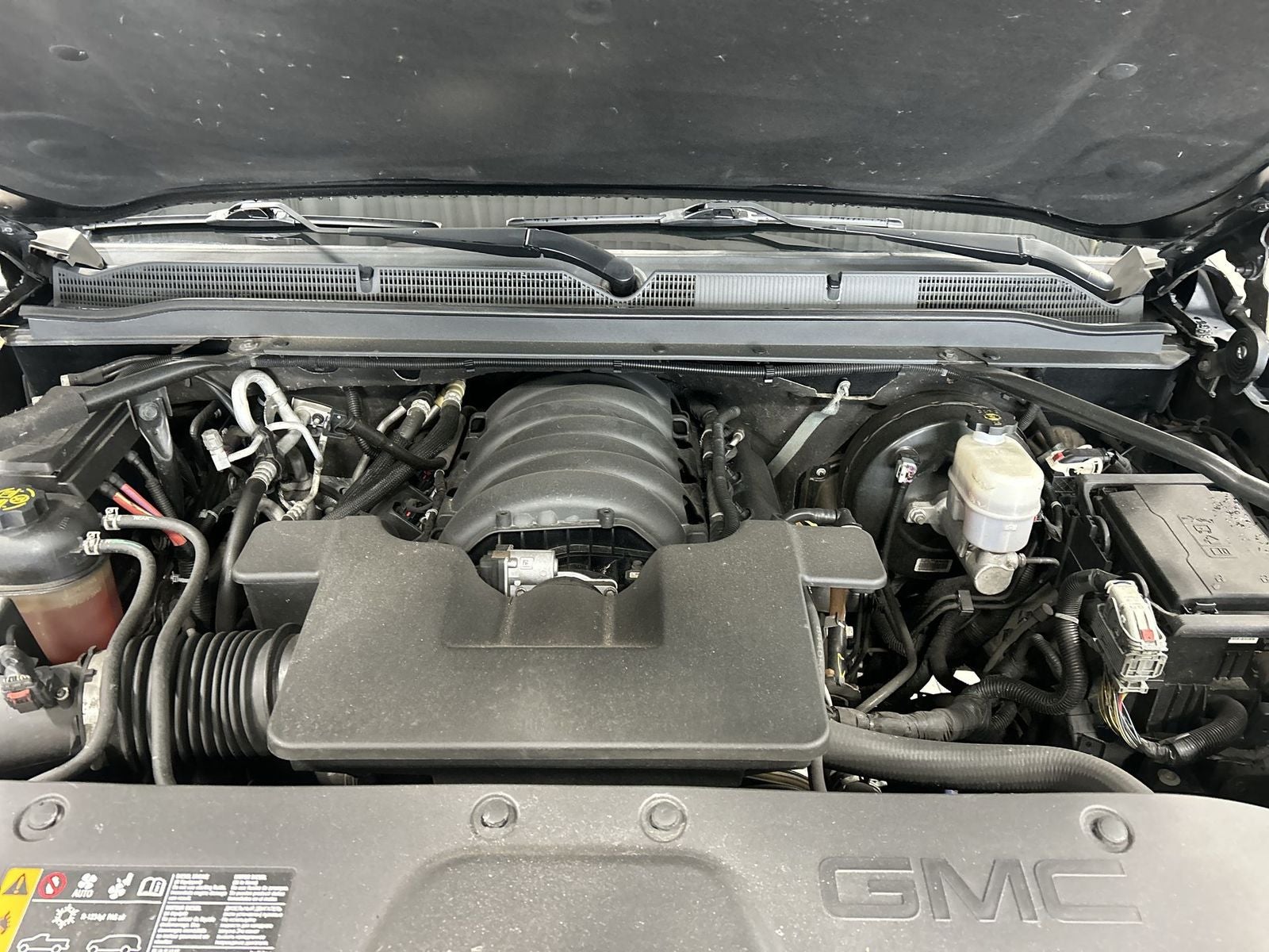 2020 GMC Yukon SLE