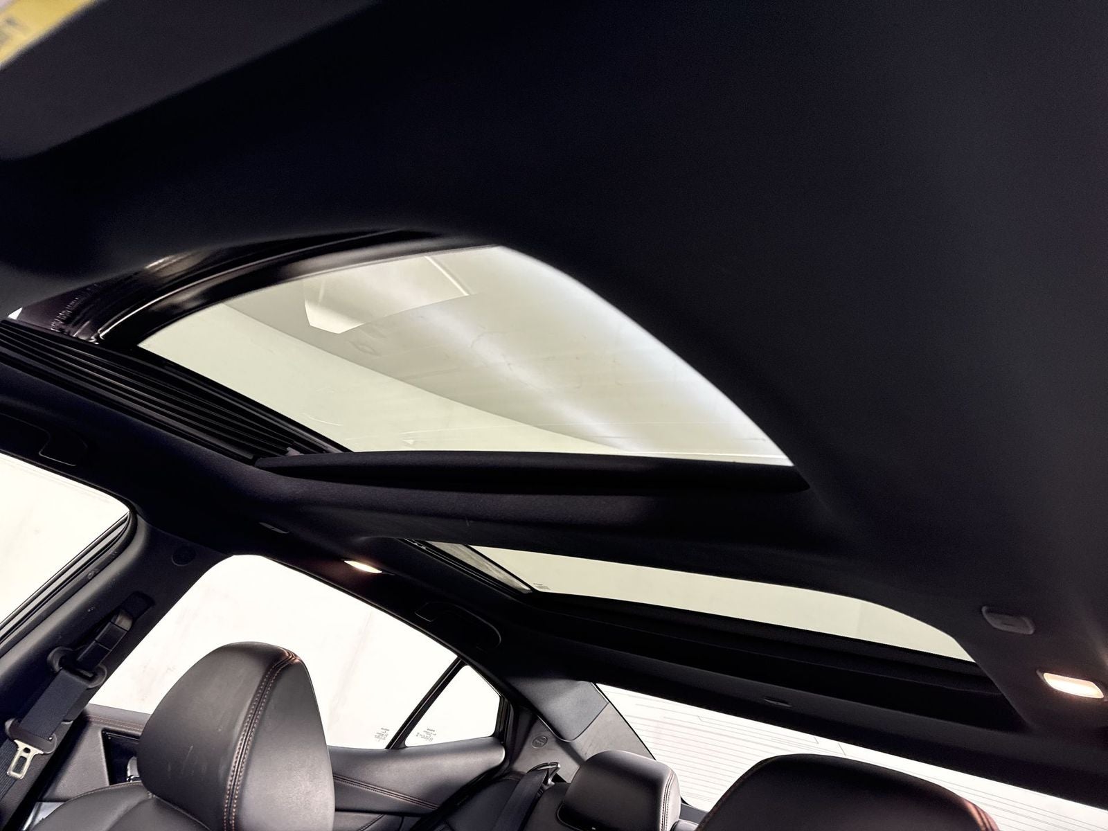 2023 Nissan Maxima SR