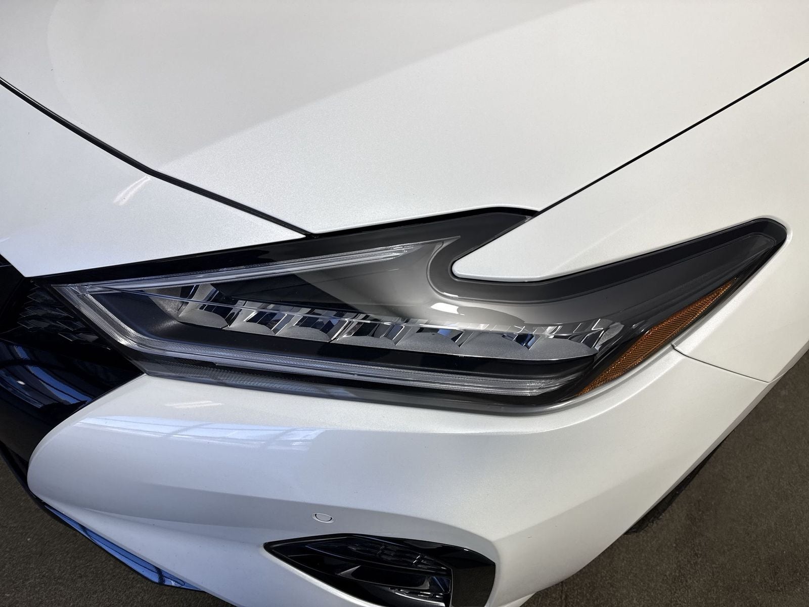 2023 Nissan Maxima SR