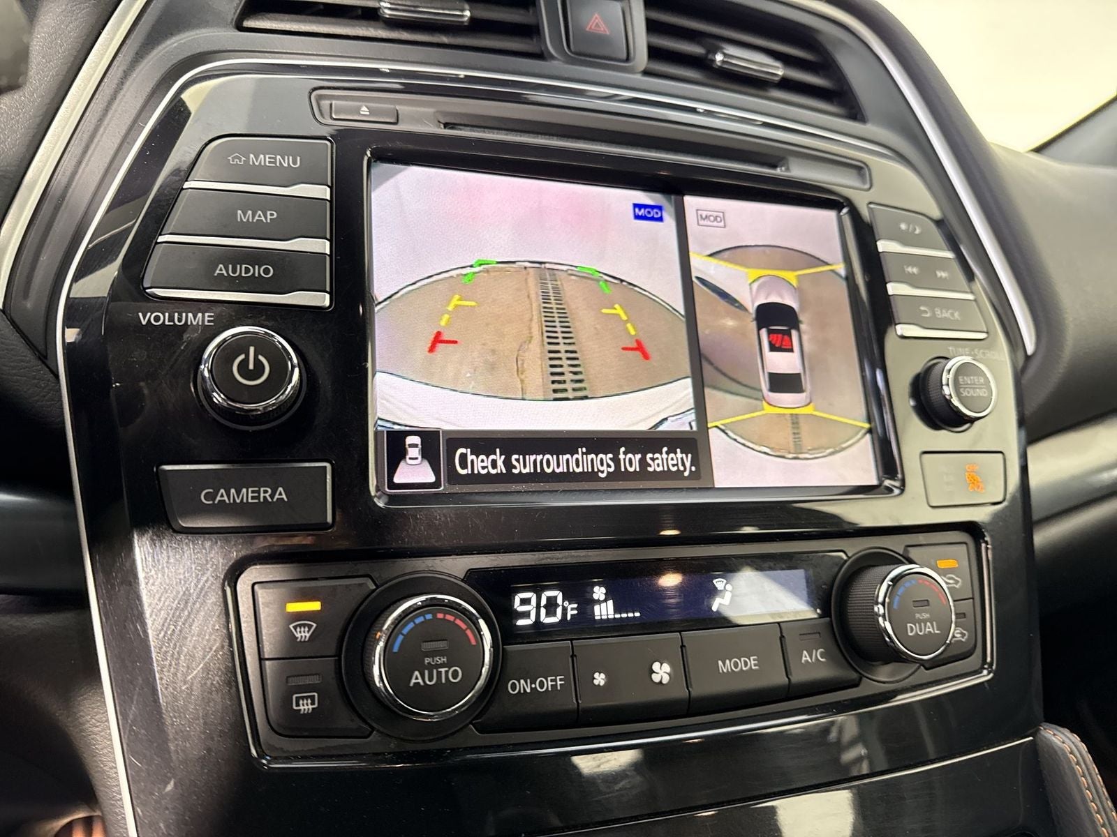 2023 Nissan Maxima SR