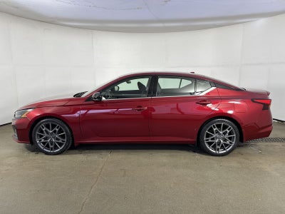 2023 Nissan Altima 2.0 SR