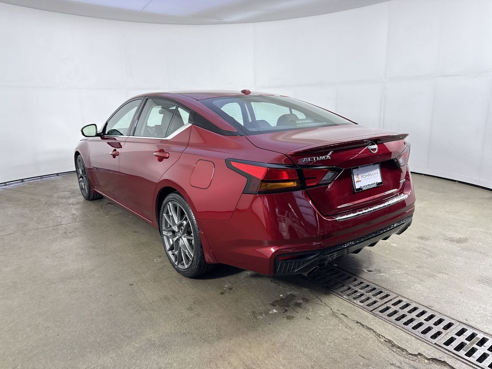 2023 Nissan Altima 2.0 SR