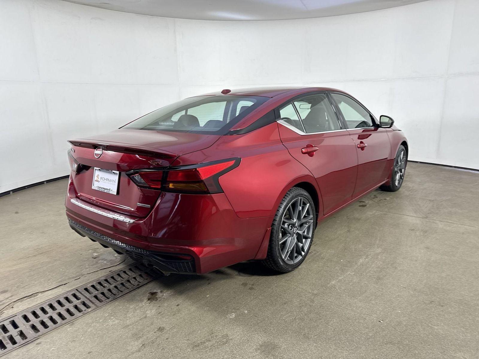 2023 Nissan Altima 2.0 SR