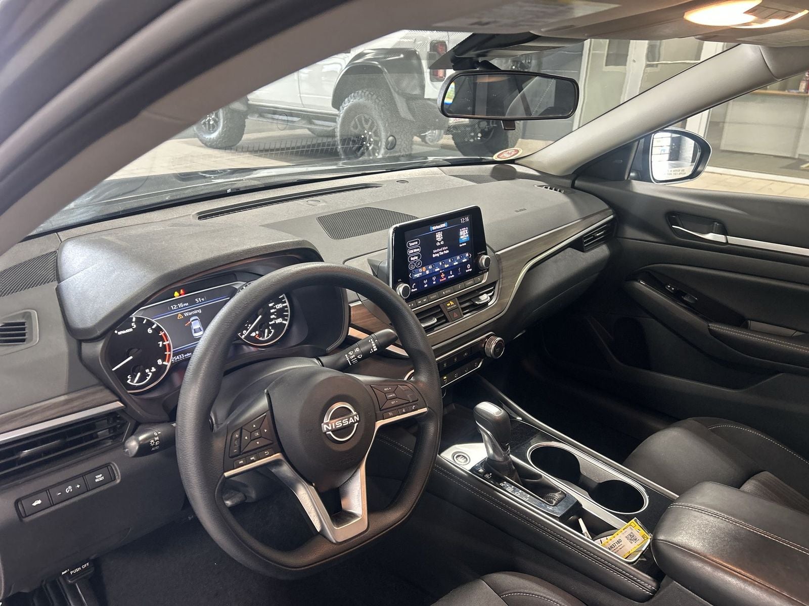 2023 Nissan Altima 2.5 SV