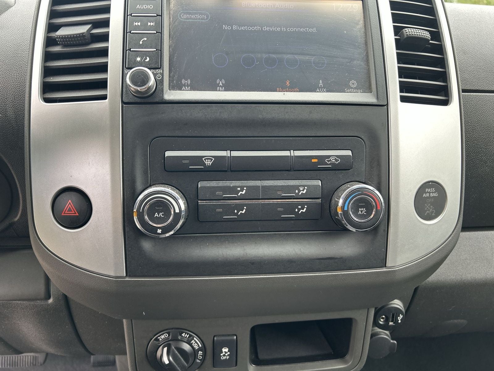 2020 Nissan Frontier SV