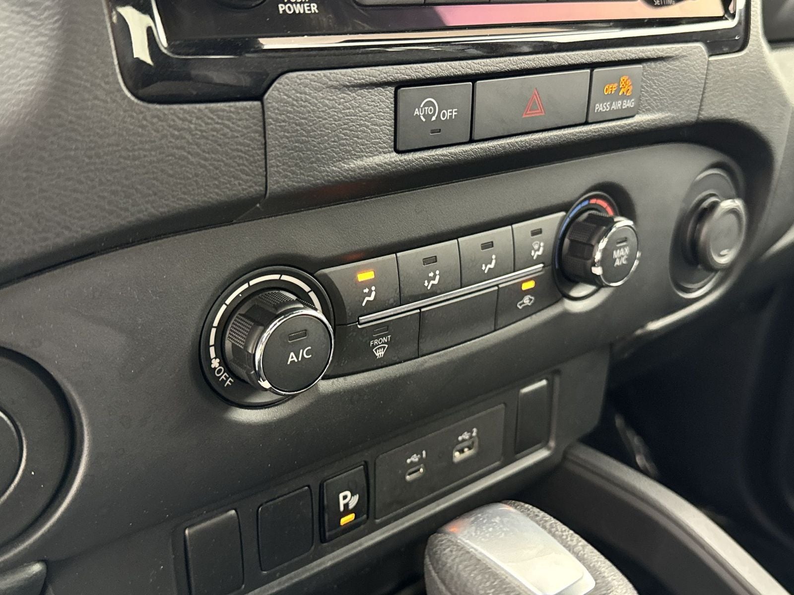 2023 Nissan Frontier SV