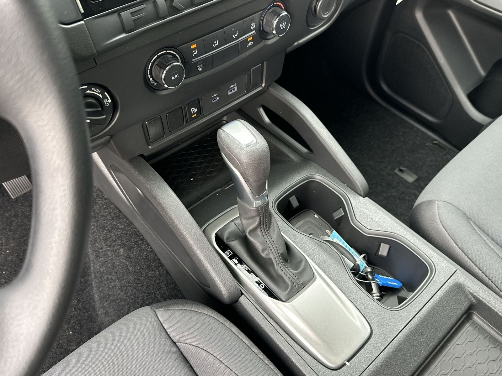 2025 Nissan Frontier S