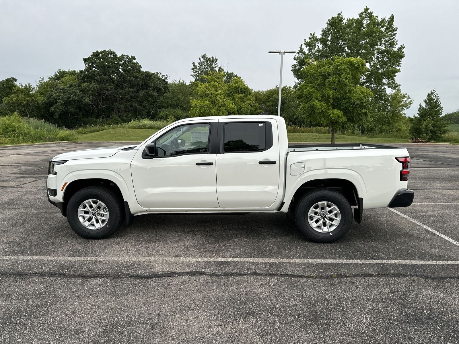 2025 Nissan Frontier S