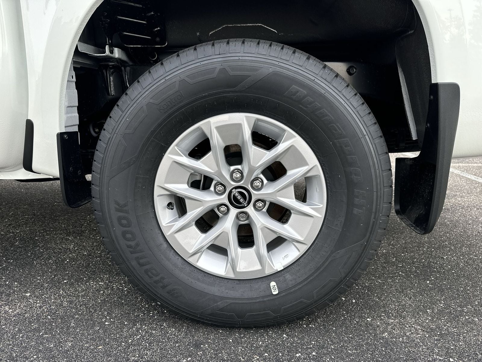 2025 Nissan Frontier S