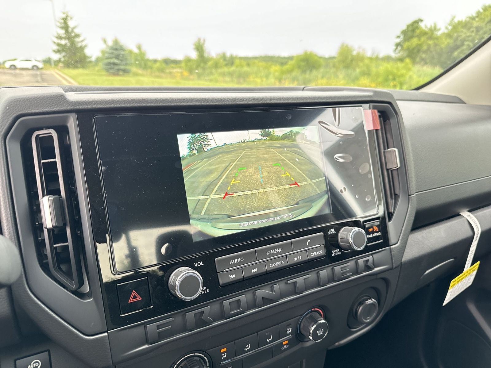 2025 Nissan Frontier S