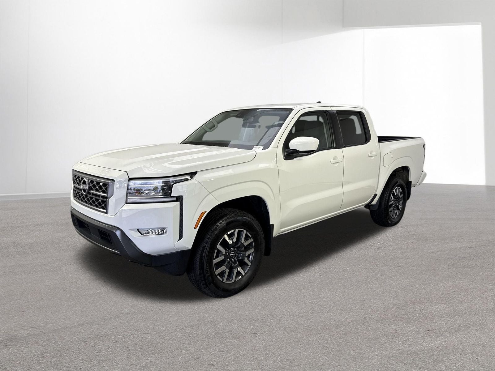 2024 Nissan Frontier SL