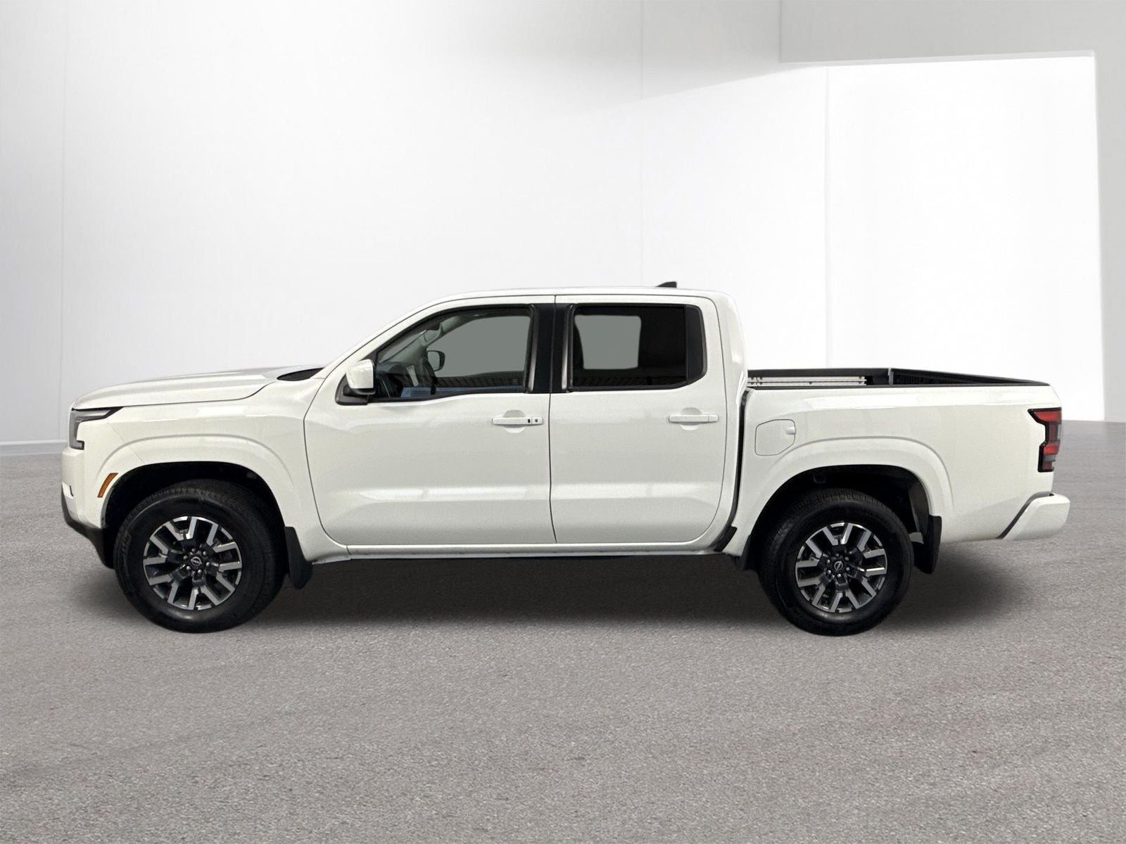 2024 Nissan Frontier SL