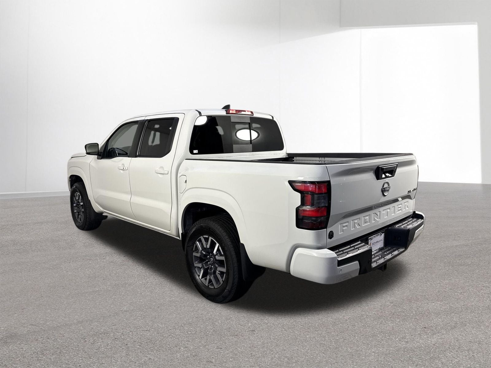 2024 Nissan Frontier SL