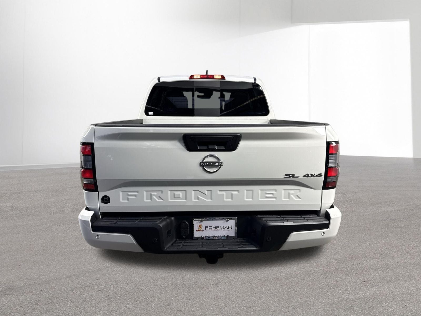 2024 Nissan Frontier SL