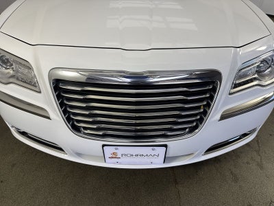 2011 Chrysler 300C Base