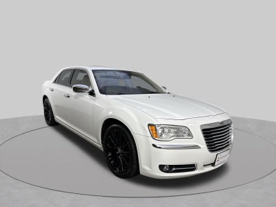 2011 Chrysler 300C Base