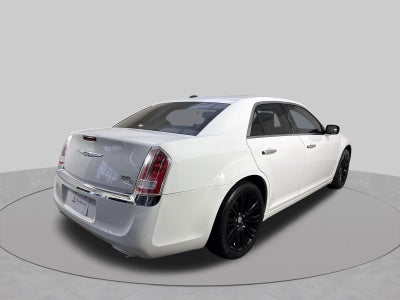 2011 Chrysler 300C Base