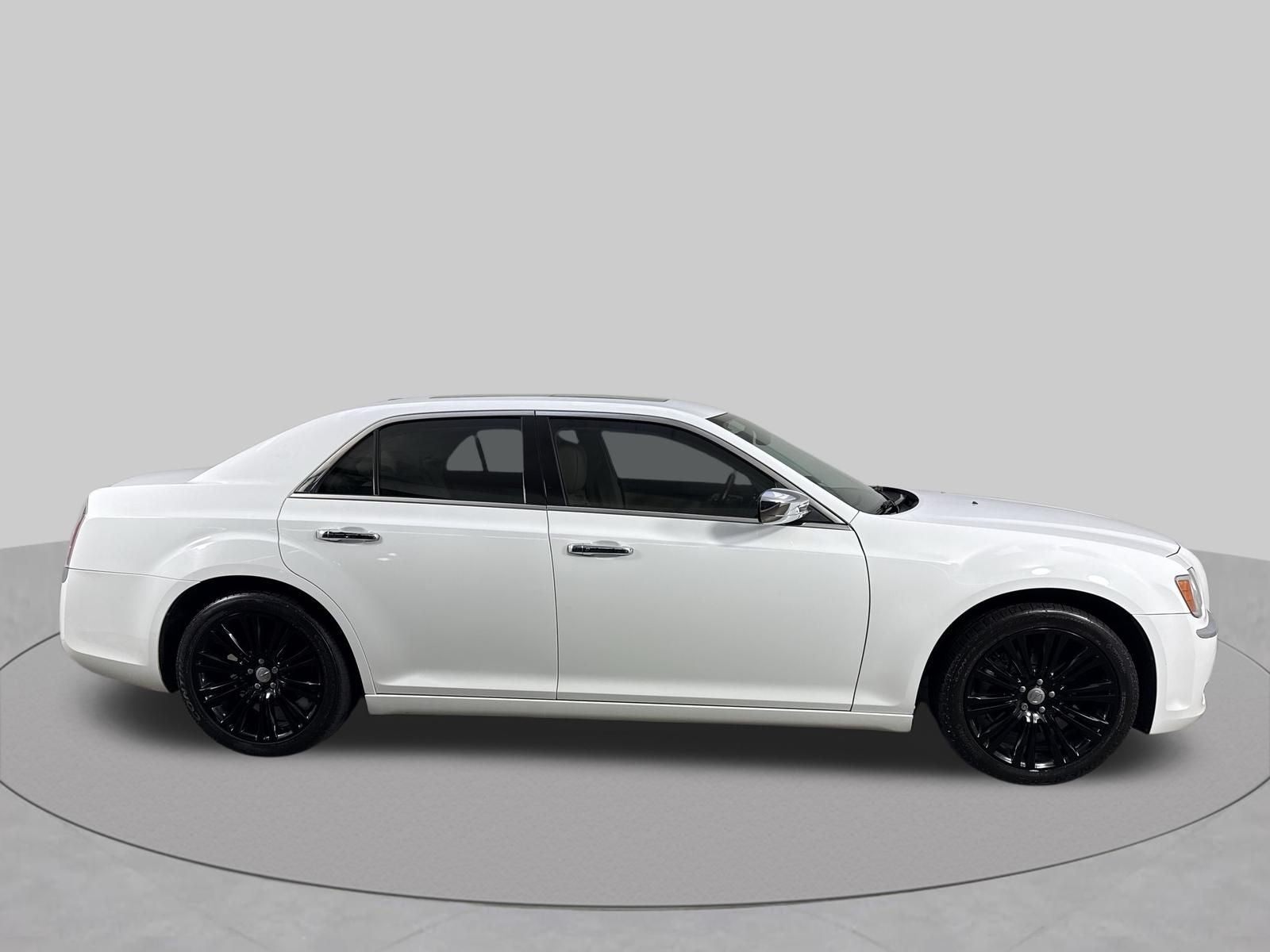 2011 Chrysler 300C Base