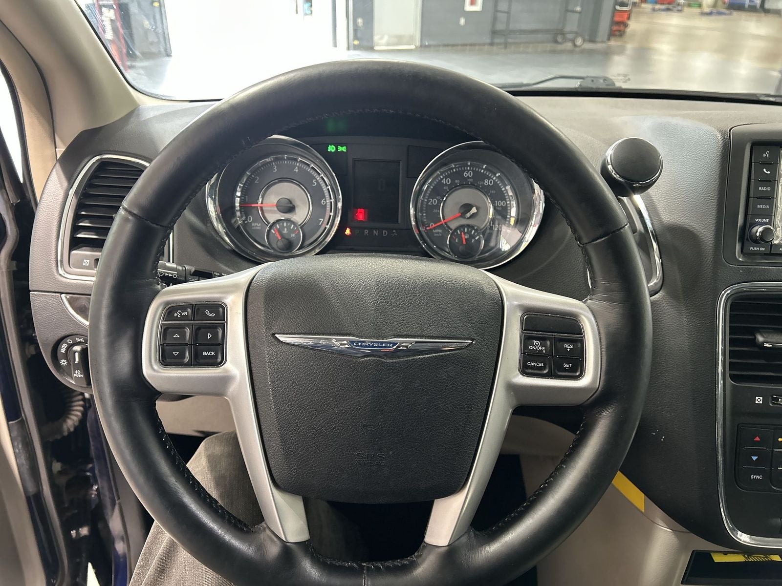 2016 Chrysler Town & Country Touring
