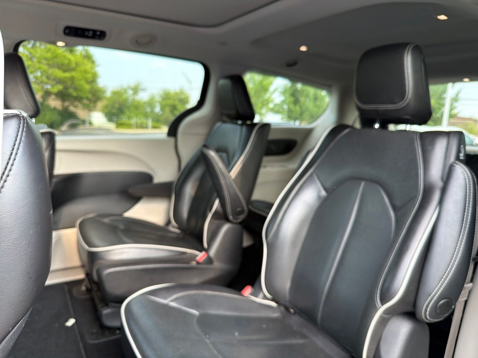 2023 Chrysler Pacifica Hybrid Limited