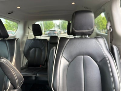 2023 Chrysler Pacifica Hybrid Limited
