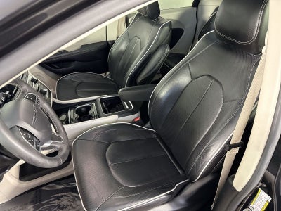2023 Chrysler Pacifica Hybrid Limited