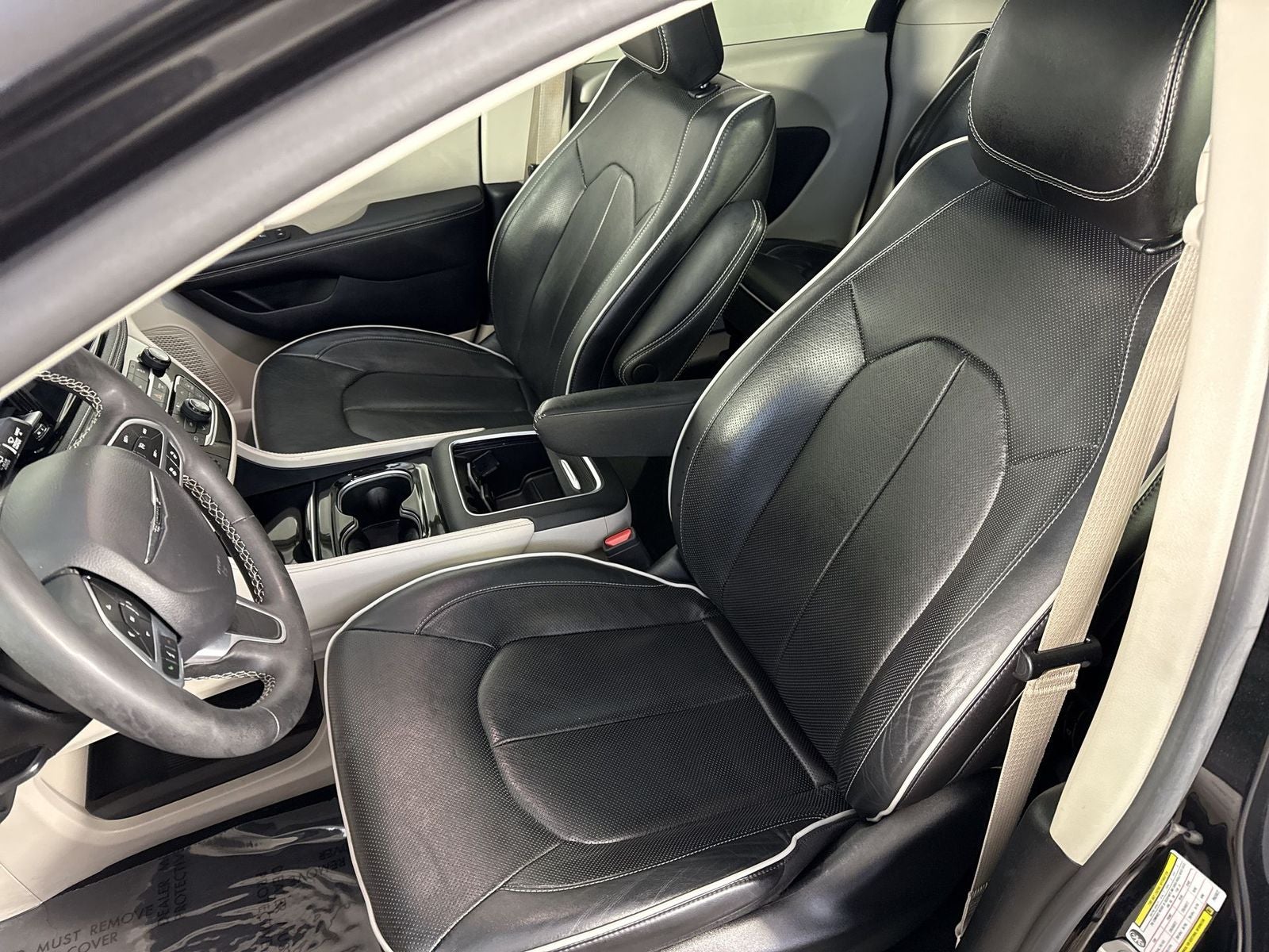 2023 Chrysler Pacifica Hybrid Limited