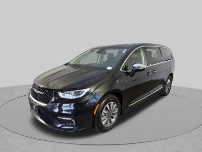 2023 Chrysler Pacifica Hybrid Limited