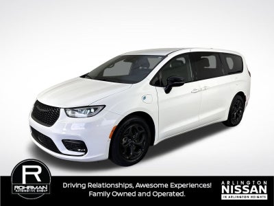 2024 Chrysler Pacifica Hybrid Select S Appearance
