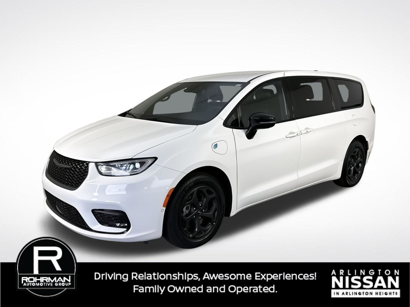 2024 Chrysler Pacifica Hybrid Select S Appearance