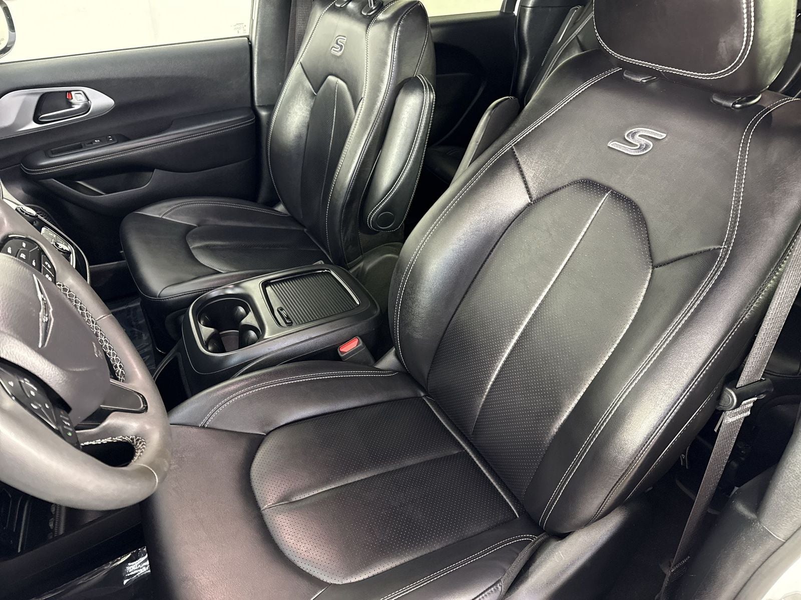 2024 Chrysler Pacifica Hybrid Select S Appearance