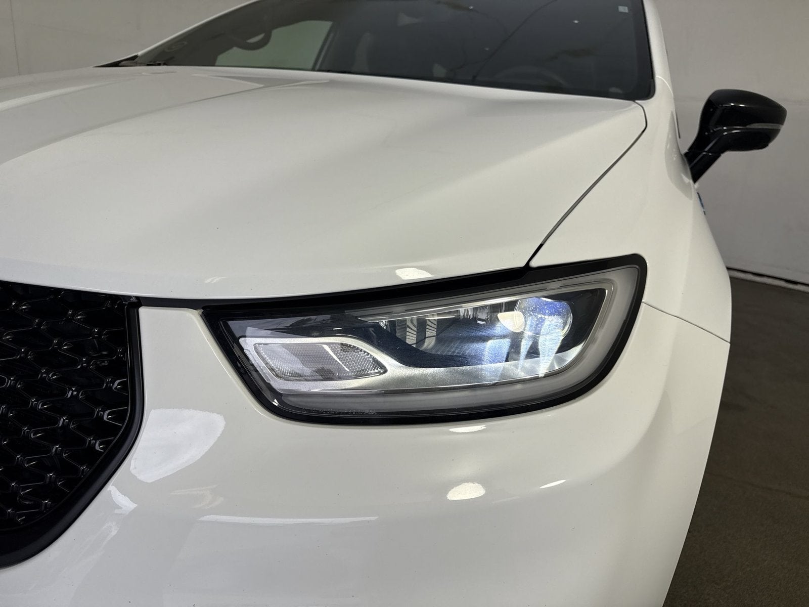 2024 Chrysler Pacifica Hybrid Select S Appearance
