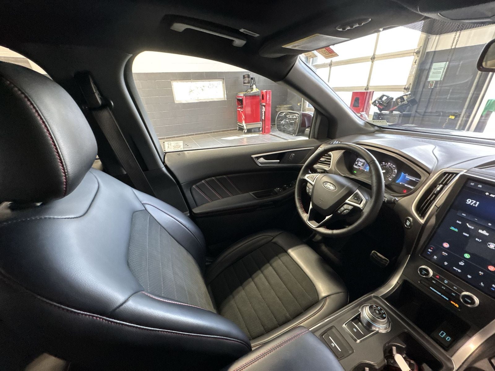2024 Ford Edge ST Line